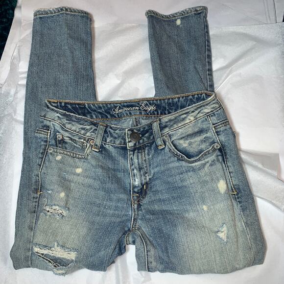 AMERICAN EAGLE AEO DESTRUCTED BOYFRIEND JEANS 00 - Picture 1 of 8
